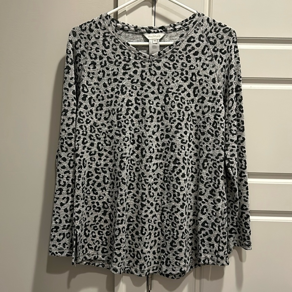 Animal print loose fitting top